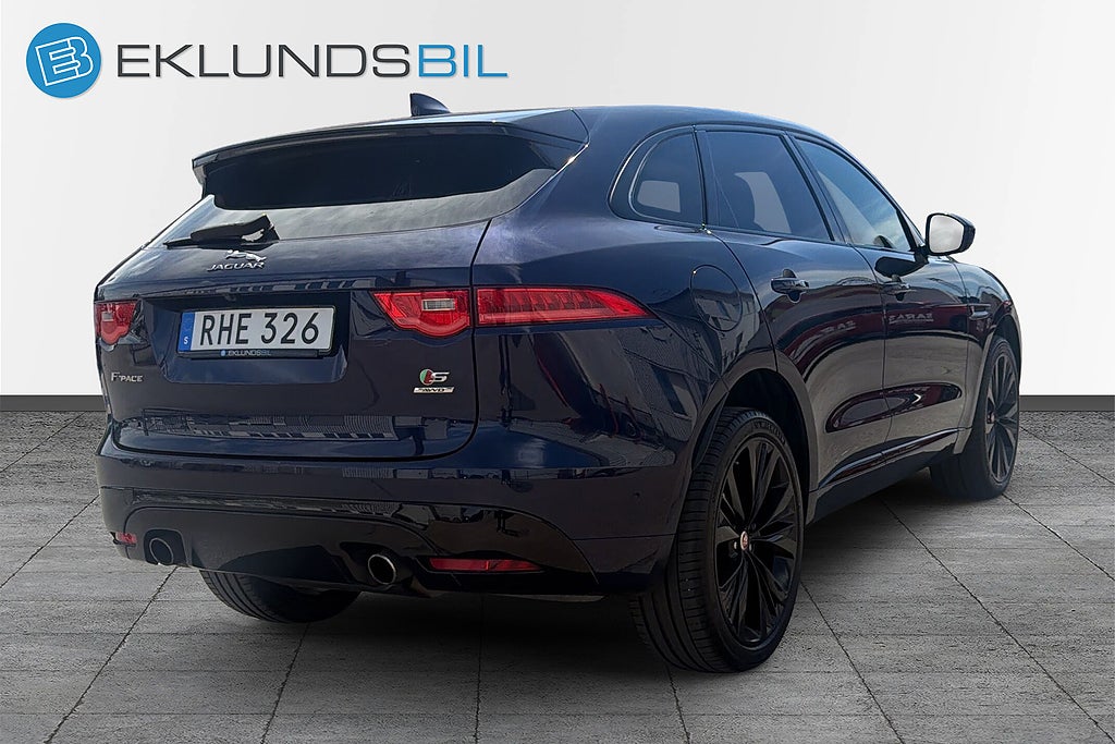 Jaguar F-Pace 2017