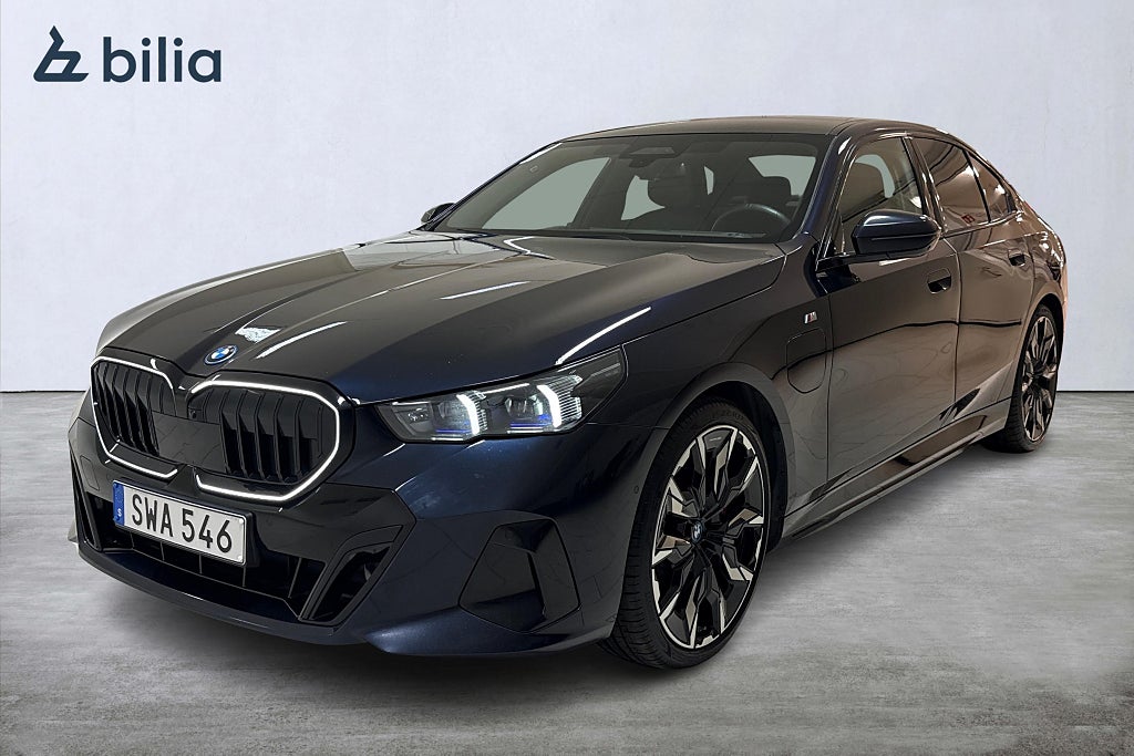 BMW 550e M Sport Pro / B&W / Driving Prof / Pano / Drag/Kolfiber