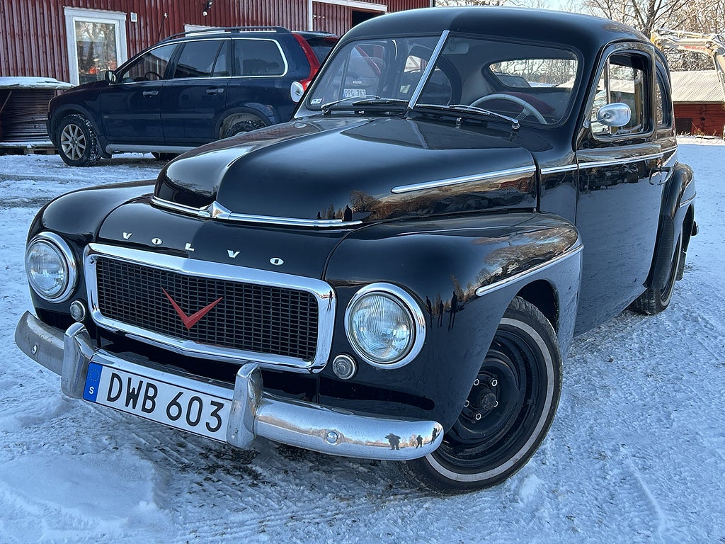 Volvo PV 