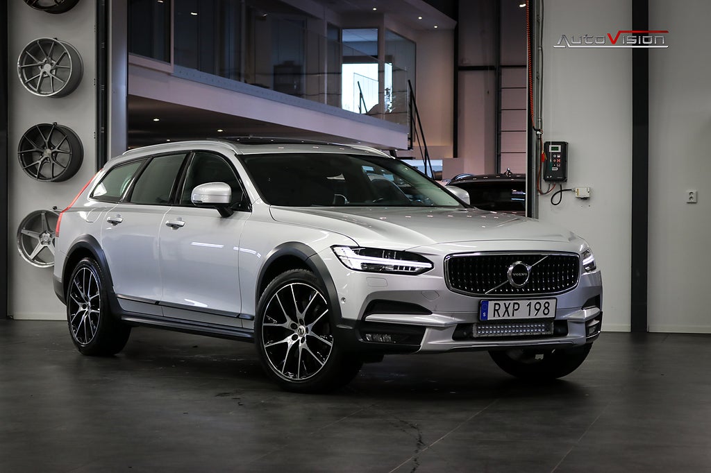 Volvo V90 Cross Country D5 AWD 235hk Inscription Pro KAMPANJ