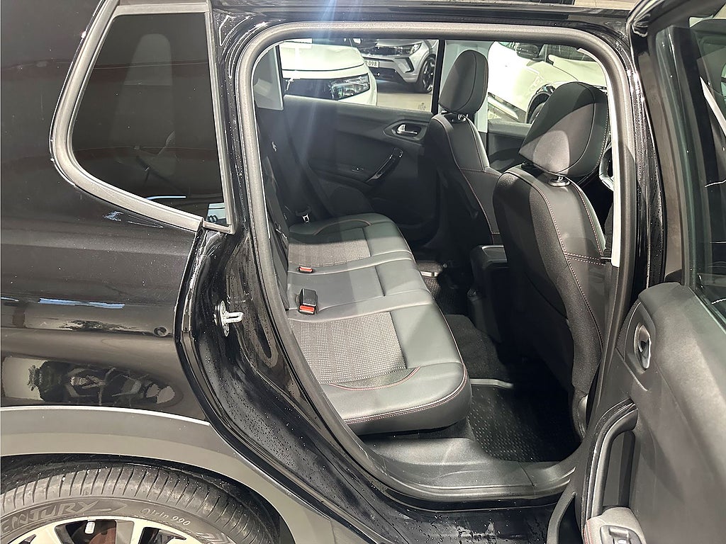Bild på Peugeot 2008 GT-Line 1.2 PT 130hk Aut - PDC-SENSORER, PANO