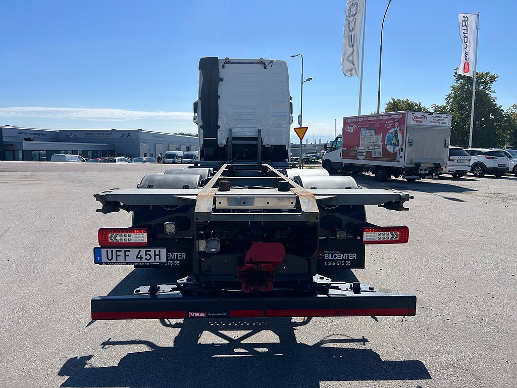 Volvo FH13 540 6x2 Containerede / Lösflaksbil, I-See