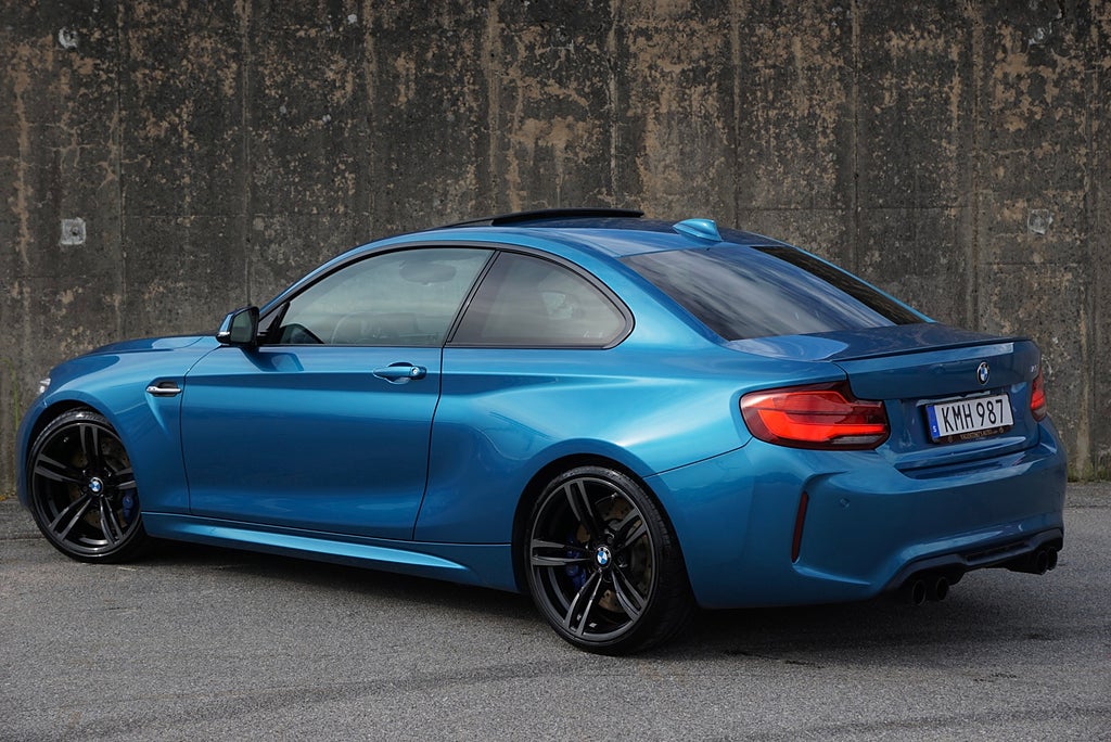 BMW M2 Manuell LCI 370hk|Låga Mil|1-Ägare|H&K|Lucka|SE SPEC|