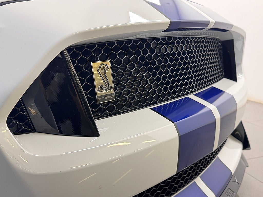 Ford Mustang 2016 - miniatyr 12