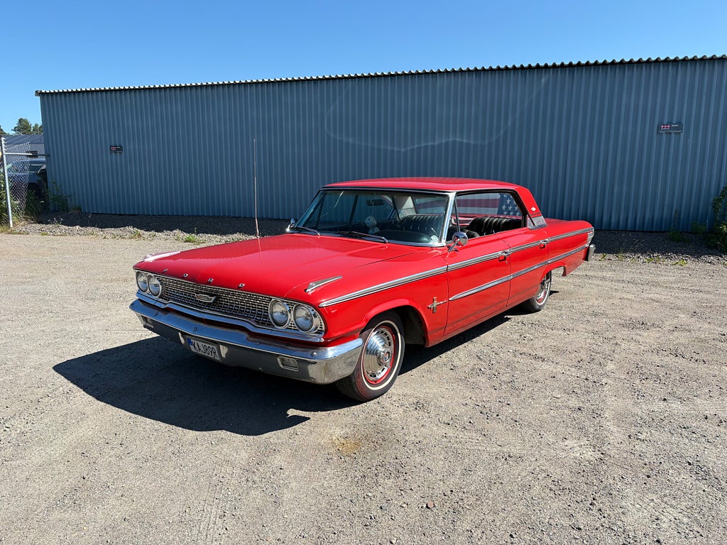 Ford Galaxie 500/XL 4-dörrars Hardtop 