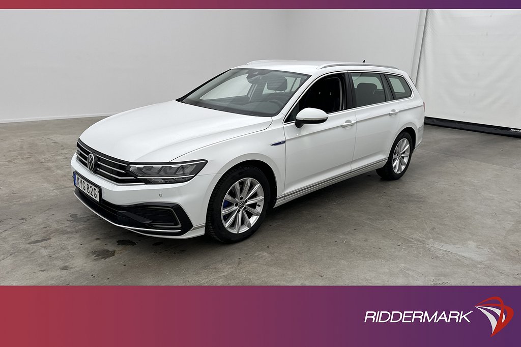 Volkswagen Passat GTE 218hk Executive Värm Kamera Navi Drag