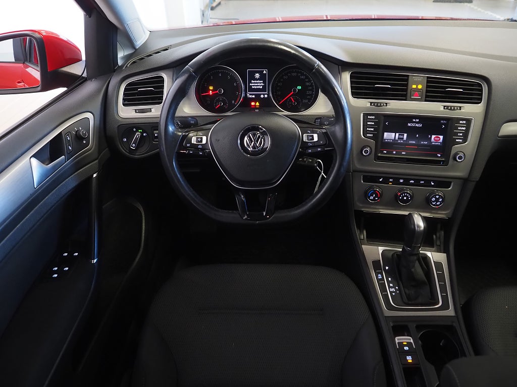 Volkswagen Golf 1.2 TSI 110hk DSG Automat | Adaptiv Farthållare 2016