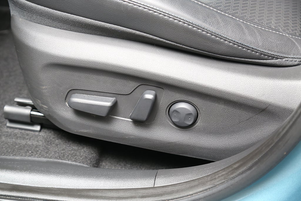 Hyundai Kona Electric 64 kWh Premium 204hk 1ägare I Nytt EV-batteri 2019