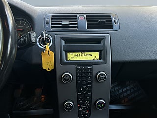 Volvo V50 1.8F 125hk Kinetic MoK-Värm/SoV-Däck/Dragkrok/ExtraLjus – bild 15