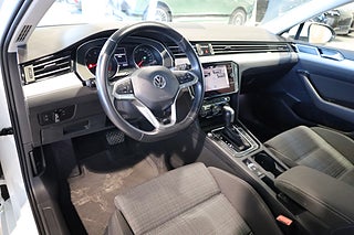Kombi Volkswagen Passat 11 av 28