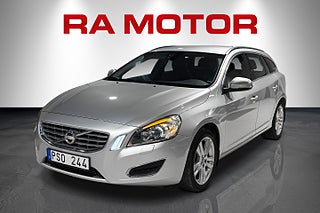 Kombi Volvo V60 1 av 24