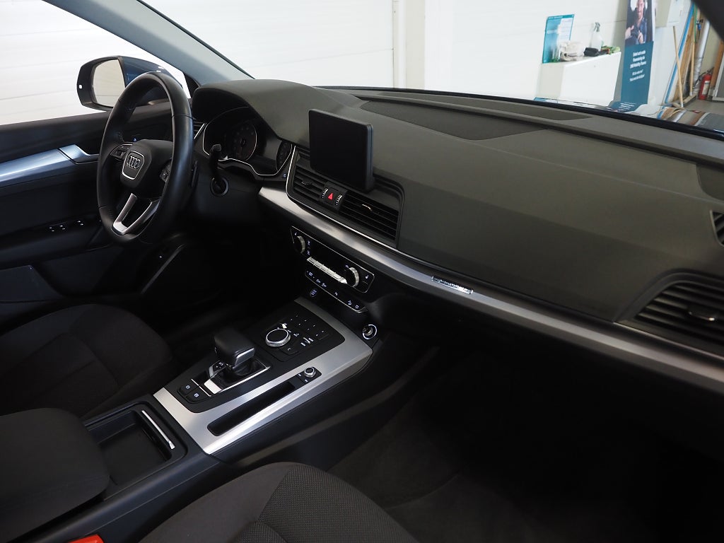 Audi Q5 2.0 TFSI 252hk Quattro S Tronic Pano Kamera Drag P-Värm 2018