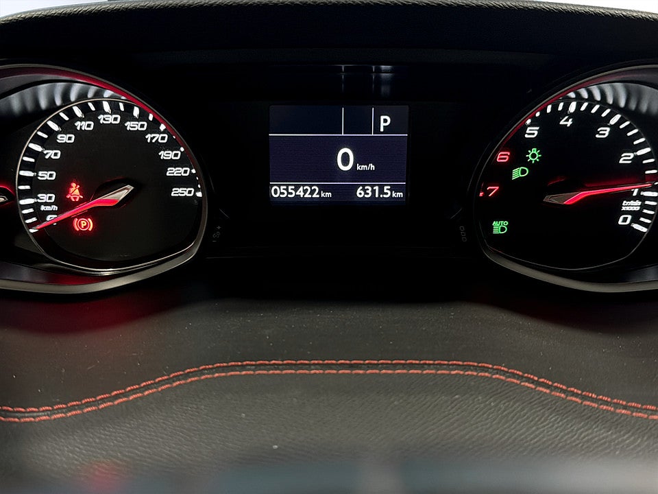 Bild på Peugeot 308 5D GT-Line 1.2 PT 130hk Aut PANO P-SENSORER