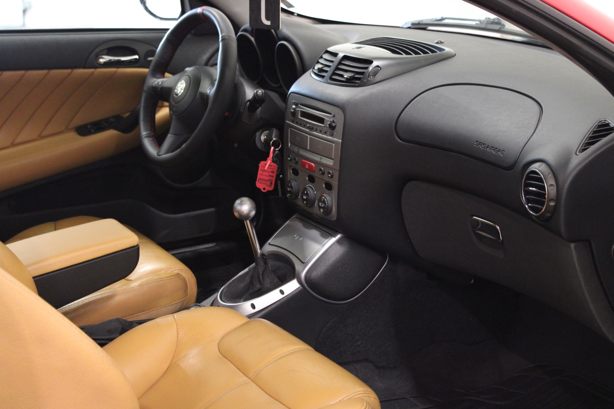 Alfa Romeo GT 2.0 JTS 16V Distinctive 2006, bild 7/43