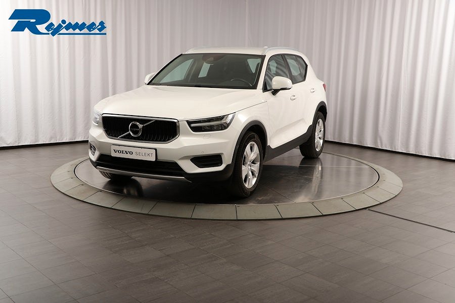 Volvo XC40 T2 FWD Momentum