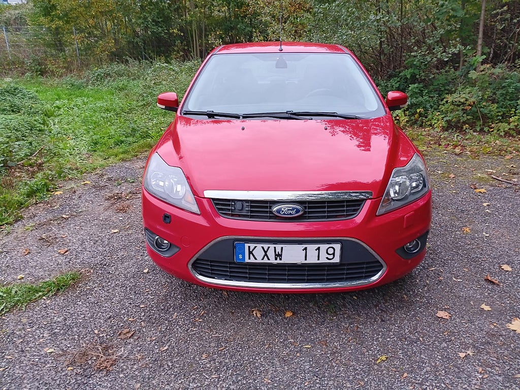 Ford Focus 5-dörrars 1.8 Flexifuel Titanium Euro 4