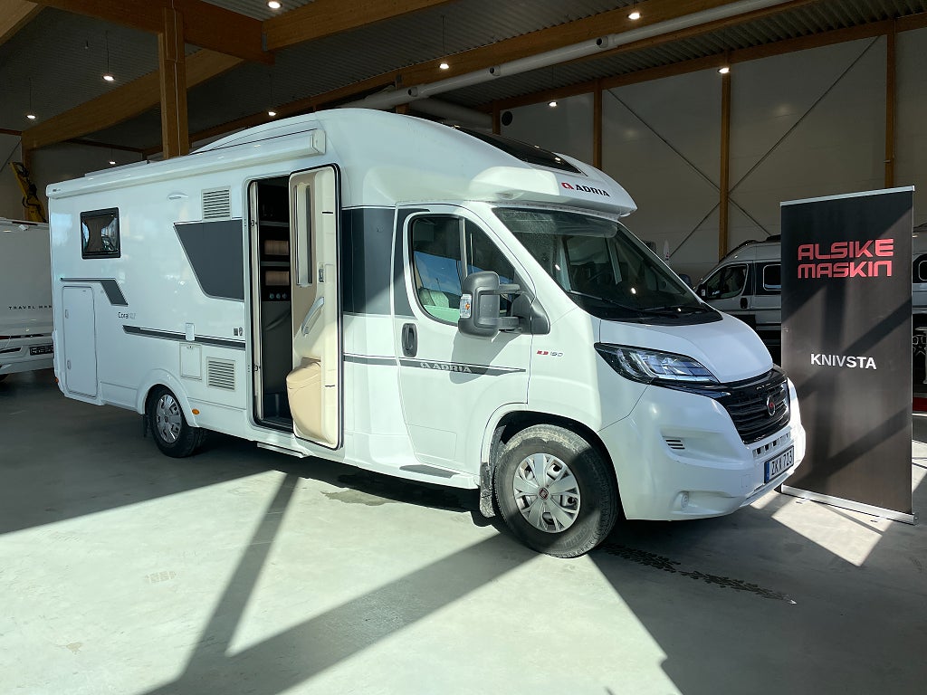 Adria Coral Plus 670 SC /Solcell/ALDE/Ugn/Automat 150hk/Dubbla bodelsb