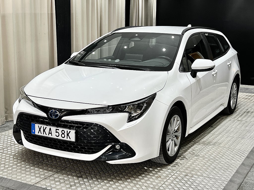 Toyota Corolla Touring Sports Hybrid 140hk Active CarPlay 