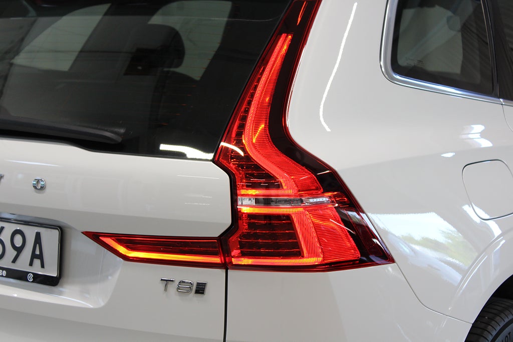 Volvo XC60 T8 392HK Twin Engine AWD Panorama, Drag, B-Kamera, Navi