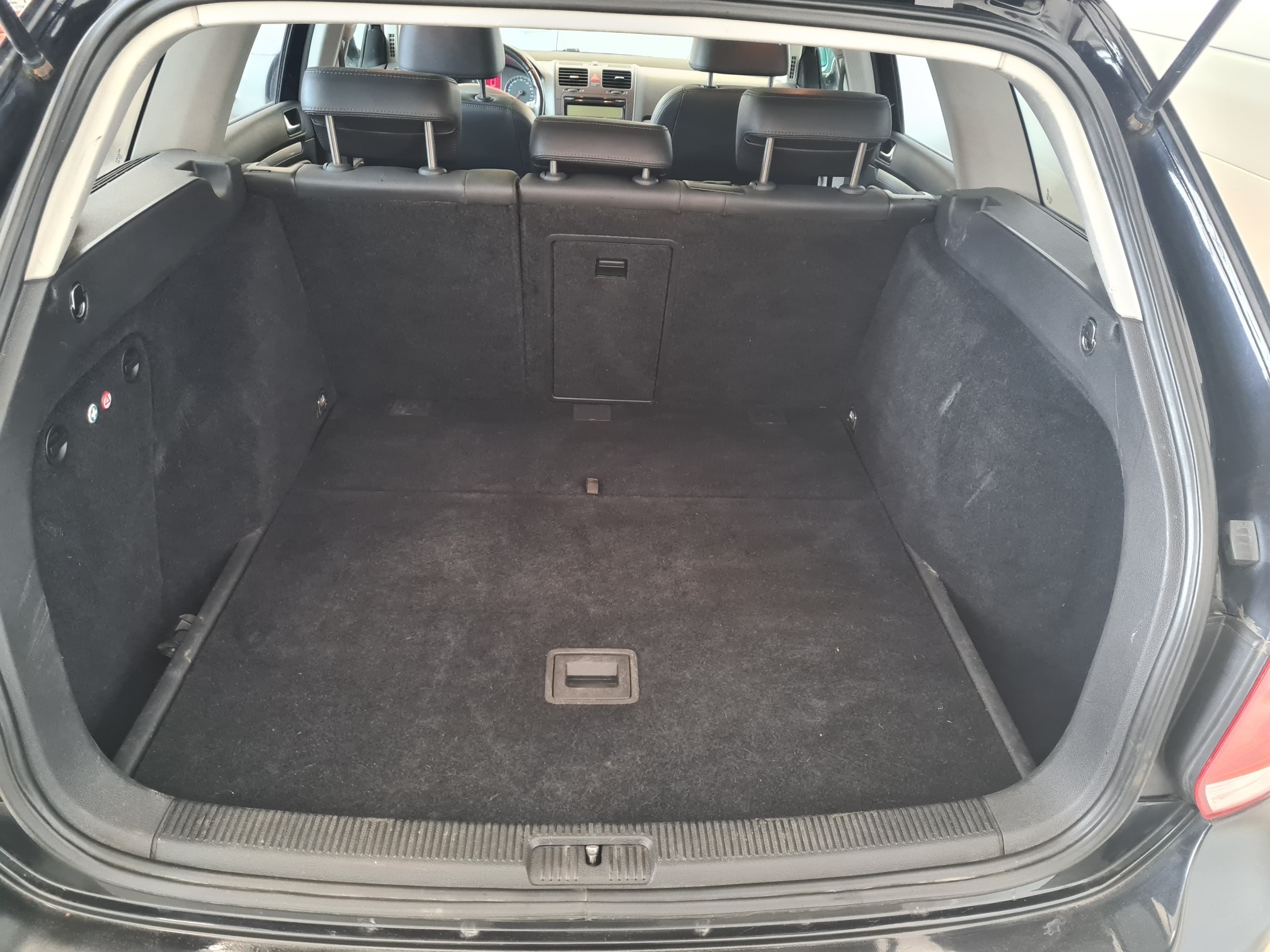 Volkswagen Golf 2009, kuva 6/38