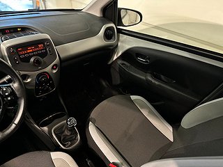 Toyota Aygo 5-dörrar 1.0 VVT Bluetooth Kamkedja S/V-hjul