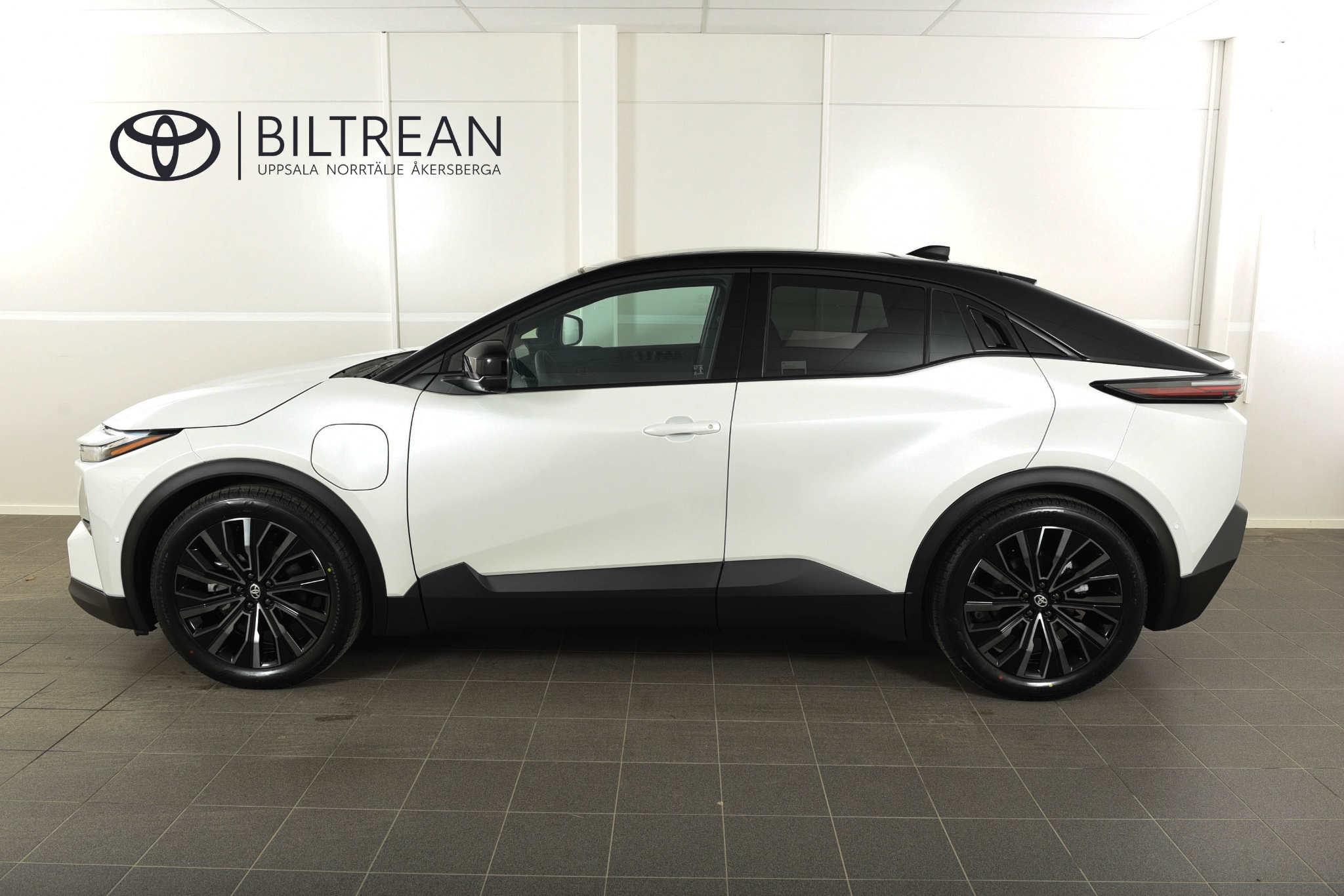 Toyota C-HR+ 5 961 KR/MÅN INK 2026, bild 2/10