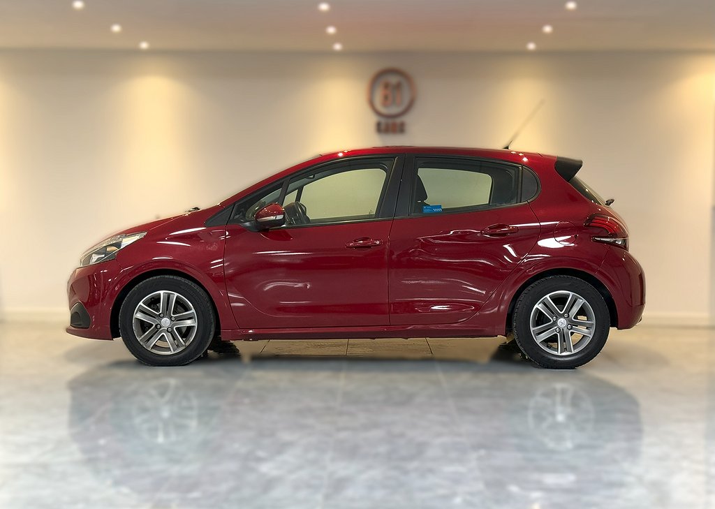 Peugeot 208 1.2 VTI ETG5 82hk AUTOMAT LÅGMIL NYBES NYSERVAD 