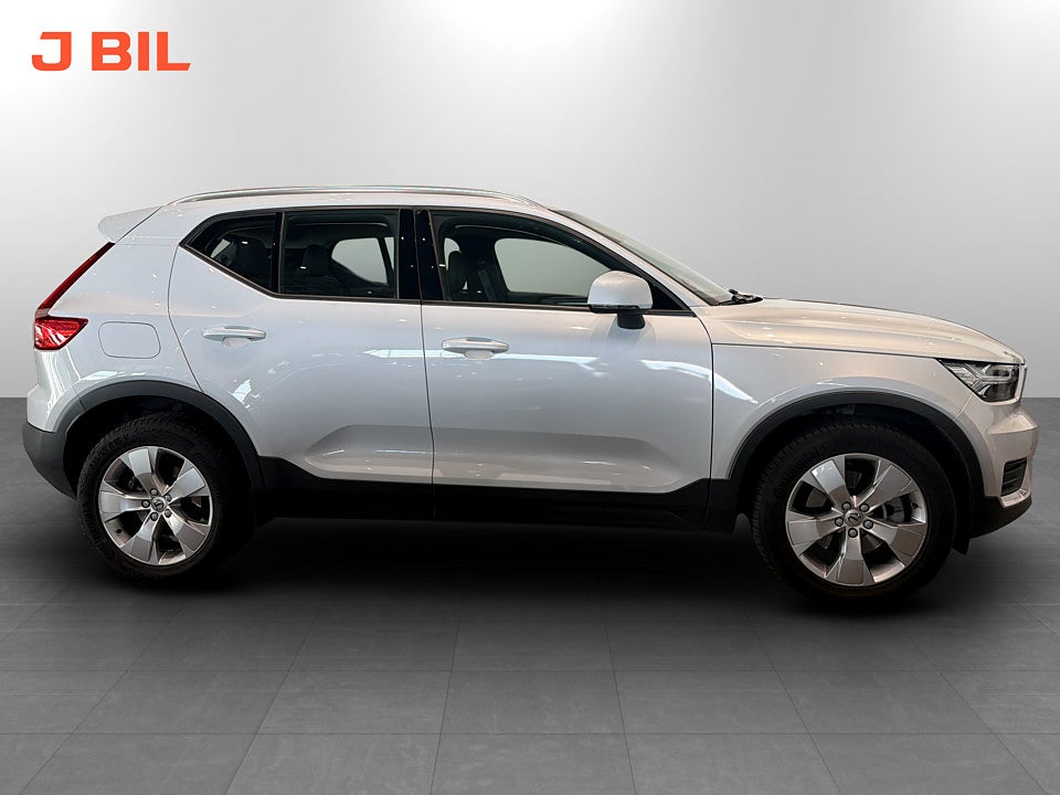 Bild på Volvo XC40 Momentum Pro Edition B4 Geartronic 197hk Aut CARPLAY