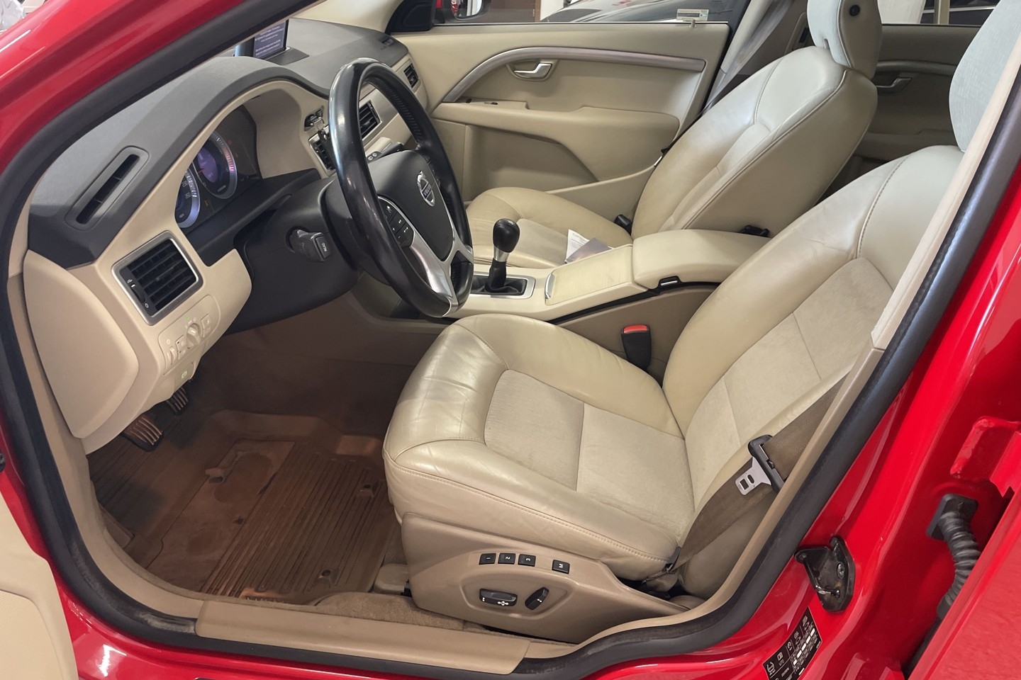 Volvo V70 2010, bild 6/47