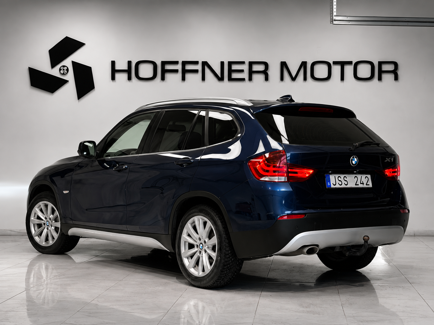 BMW X1 xDrive23d Steptronic GPS 2010, kuva 3/40