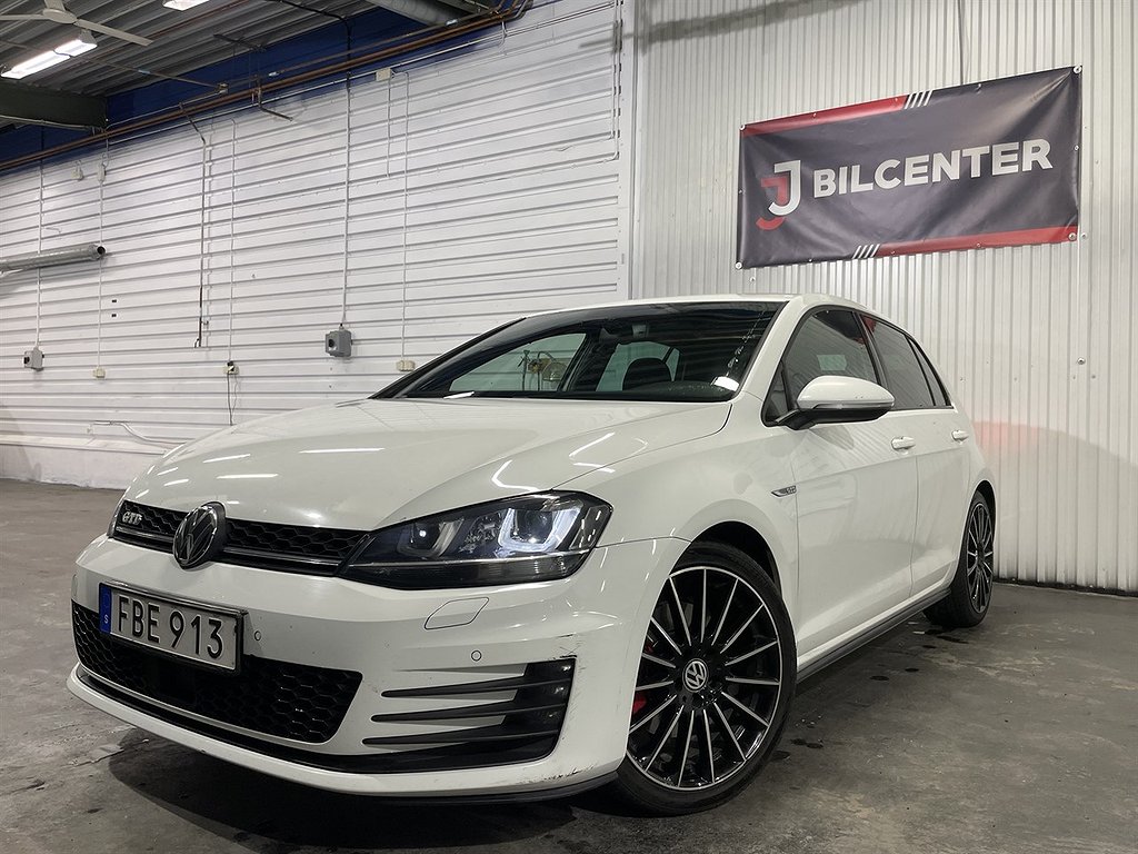 Volkswagen Golf GTD| DSG| *184HK*| S-V HJUL| KAMREMBYTT| TOPP SKICK