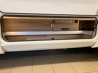 Husbil-integrerad Kabe TMI 860 Imperial LGB 40 av 52