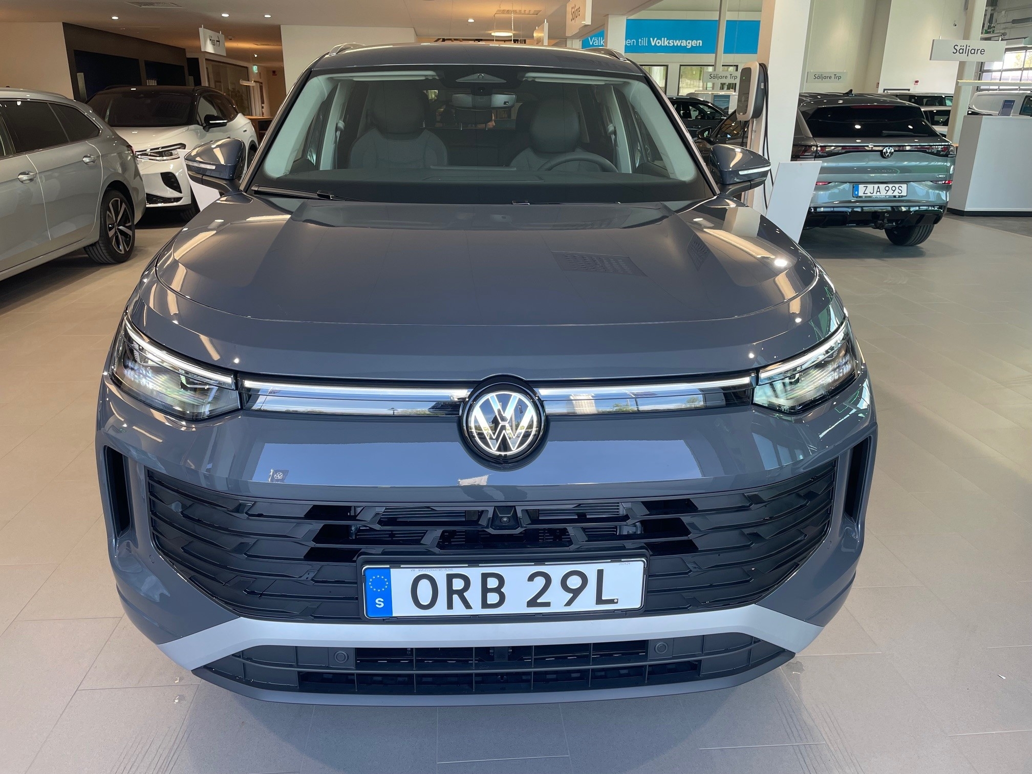 Volkswagen Tayron 1.5 eHybrid 2026, bild 2/51