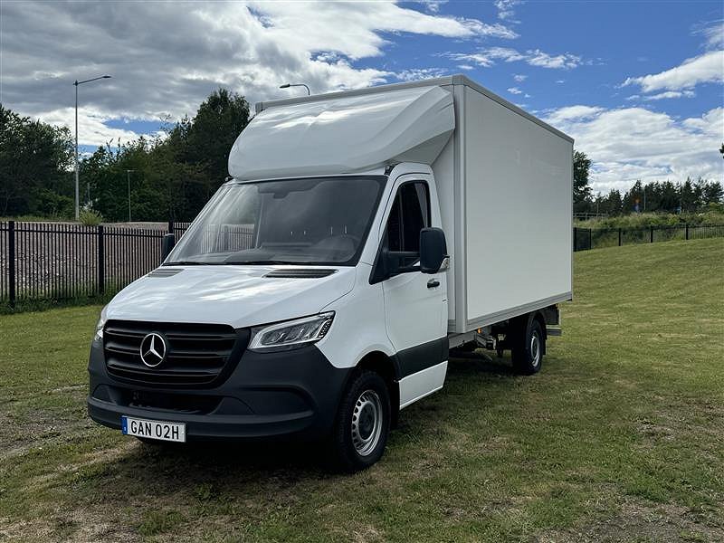 Mercedes-Benz Sprinter 317 CDI RWD 9G-Tronic Skåp & Lyft