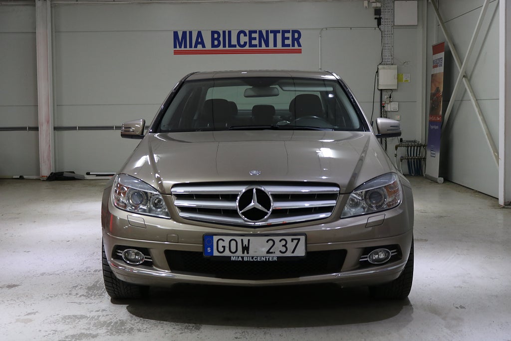 Mercedes-Benz C 2011 - miniatyr 3