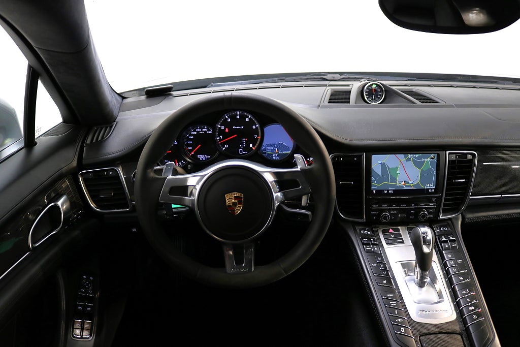 Porsche Panamera 2012 - miniatyr 10