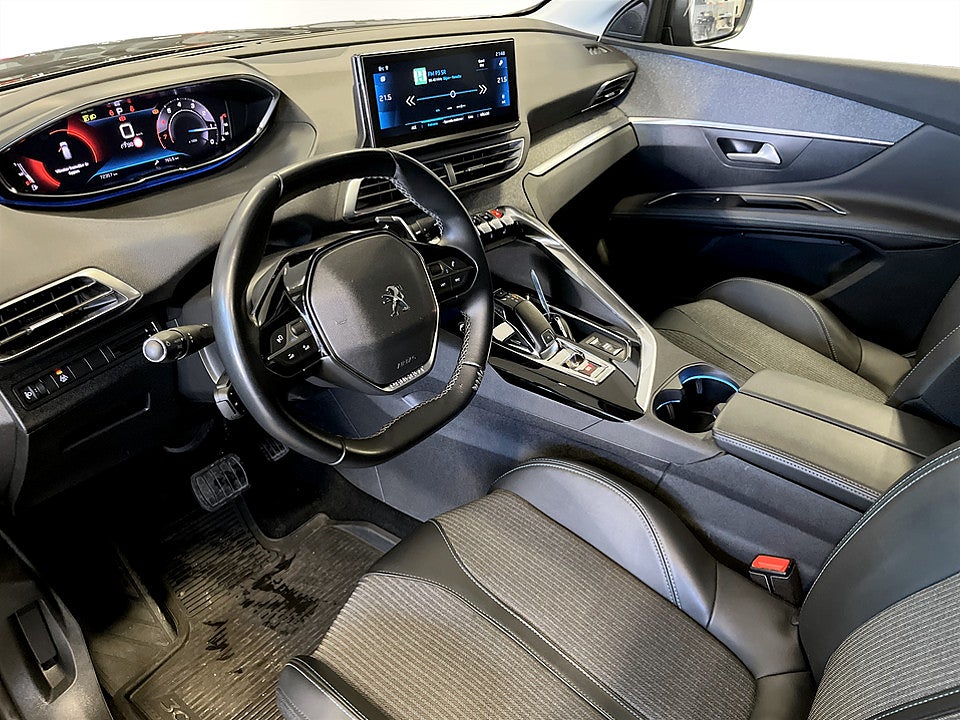 Bild på Peugeot 3008 Allure Pack 1.2 PT 130hk Aut KAMPANJRÄNTA 3,99%