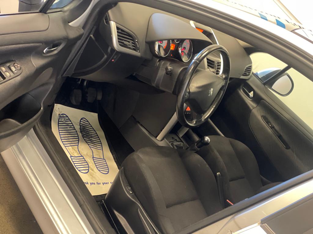 Peugeot 207 2007, bild 5/41