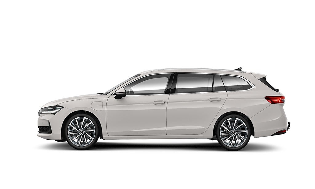 Skoda Superb L&K 1,5 TSI IV 204 HK LAGERBIL!