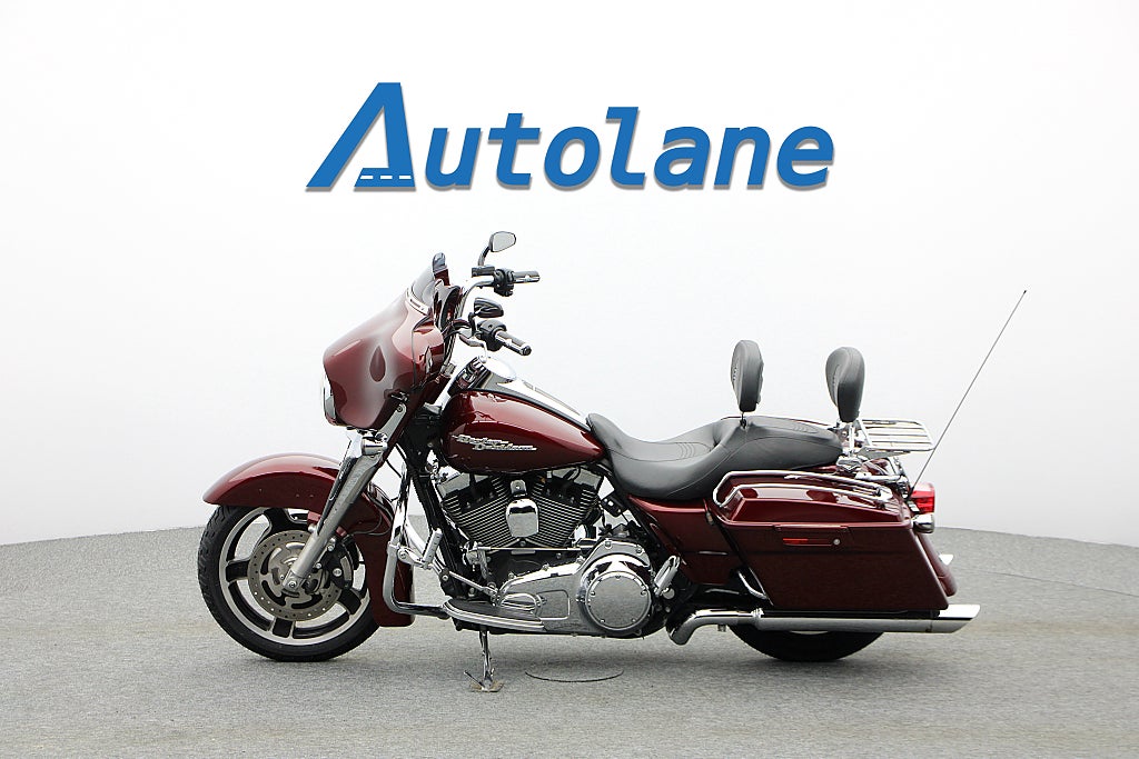 Harley-Davidson Street Glide *RESERVERAD*