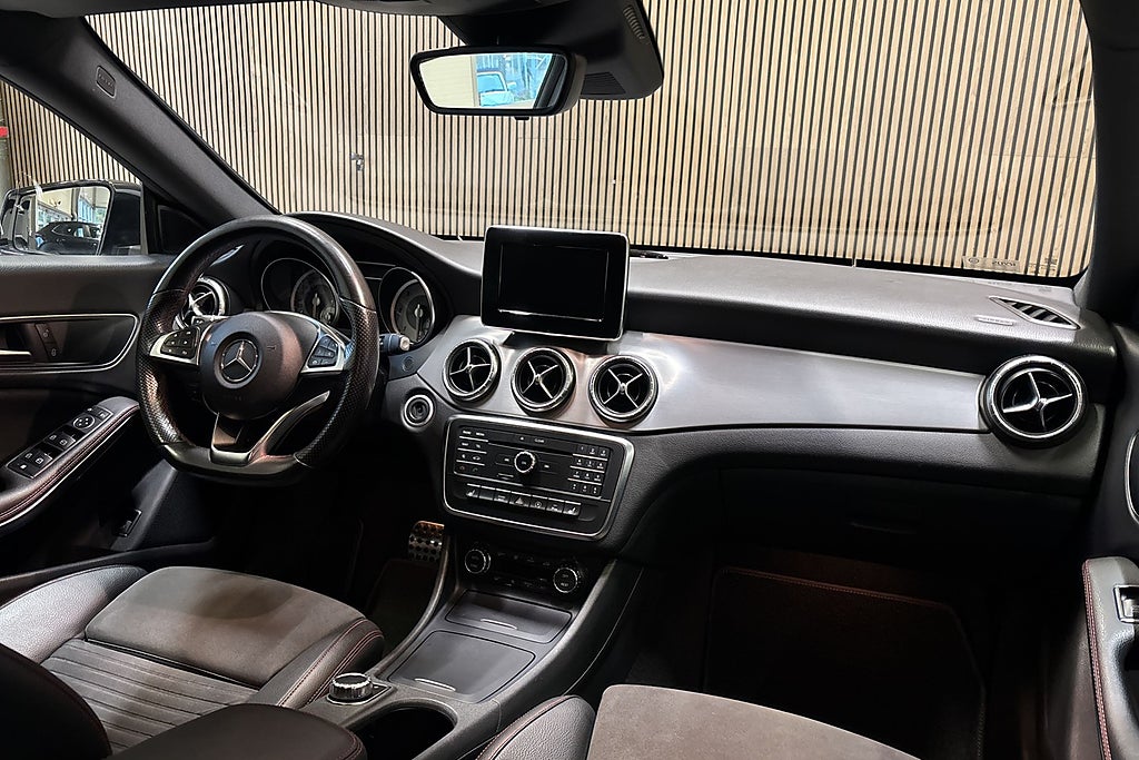 Mercedes-Benz CLA220 d