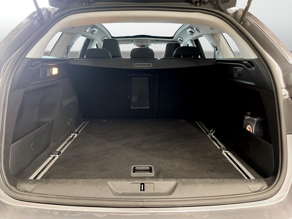 Bild på Peugeot 308 SW Allure 2.0 BHDi 150hk Aut - P-SENSORER, PANO