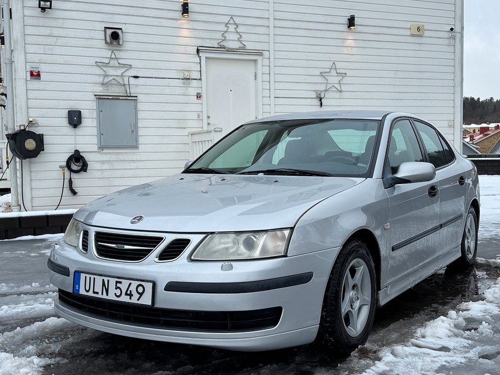 Saab 9-3 SportSedan 1.8t Linear Ny Besiktad,Extra Sommardäck