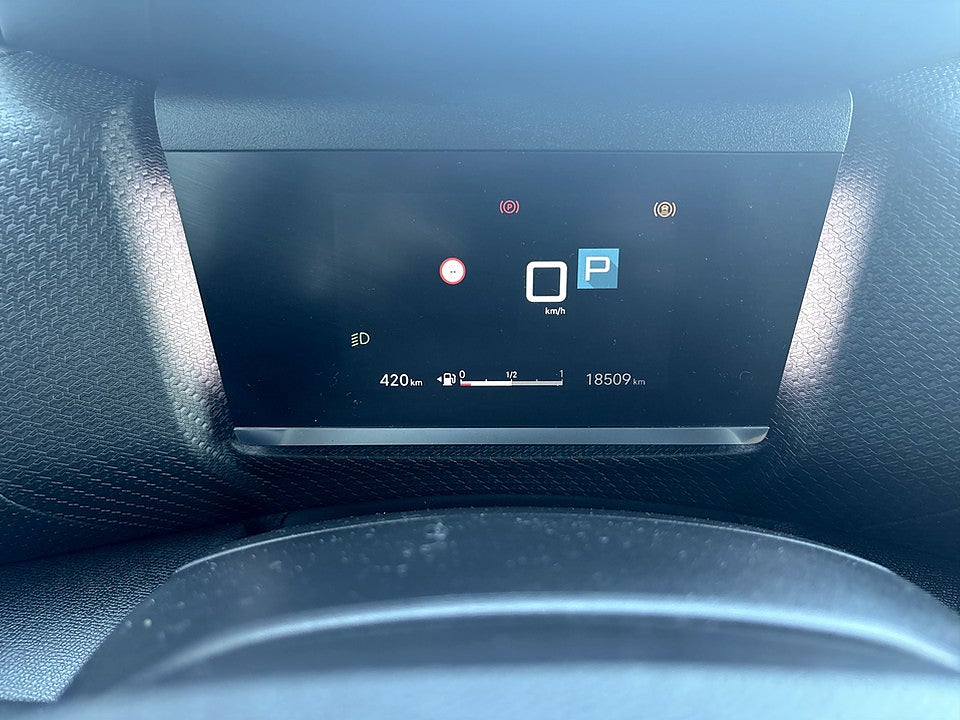 Bild på Citroën C4-X Shine 1.2 PT 130hk Aut B-KAMERA NAVI