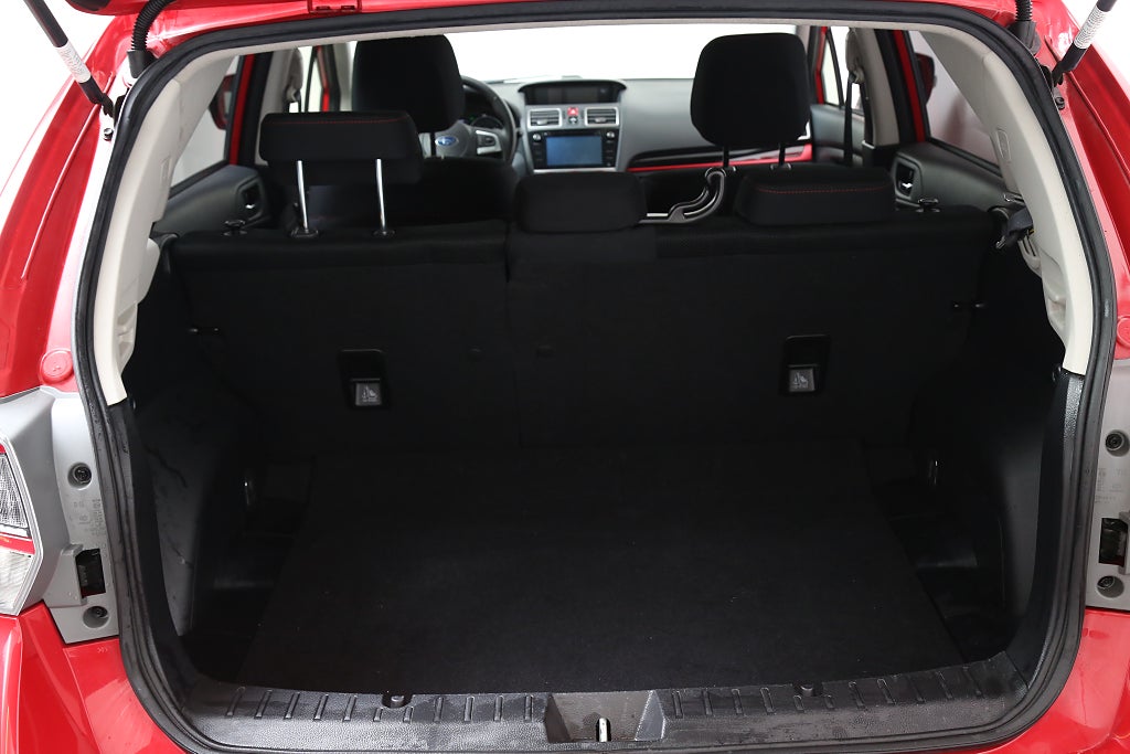 Subaru XV 2,0i 150hk Special Edition Red AWD Aut Båge + Drag 2016