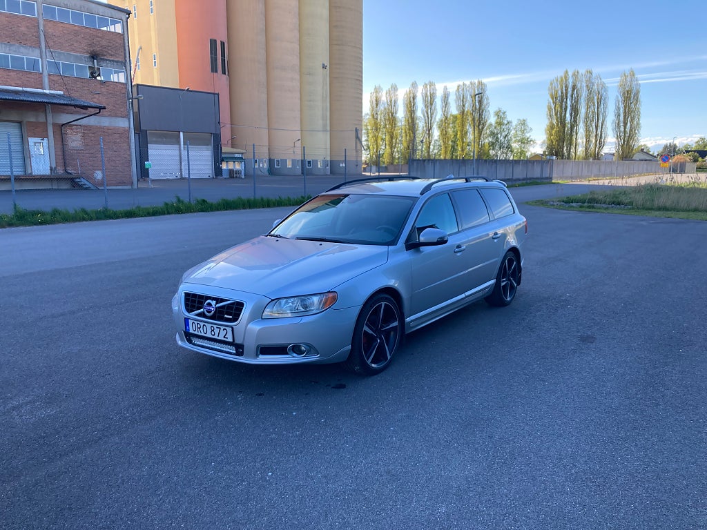 Volvo V70 D3 R-Design Euro 5