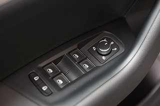 SUV Volkswagen Touareg 11 av 30