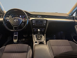 Volkswagen Passat Alltrack 2.0 TDI 4Motion Alltrack Sov-däck/Drag/Mok-värm/D-värm – bild 8