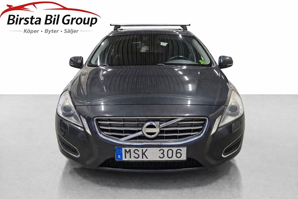 Volvo V60 D2 Automat Momentum /0:-KONTANT