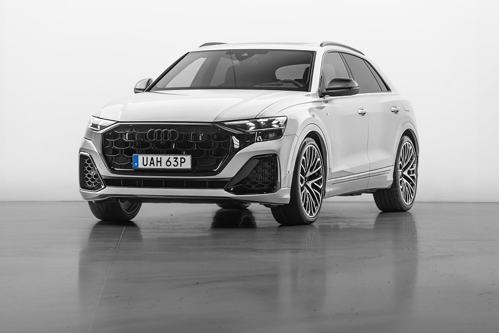 Audi Q8 60 TFSI e quattro S - Se utrustning! Mycket fint skick